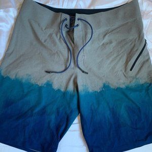 Lululemon Current State Board Shorts